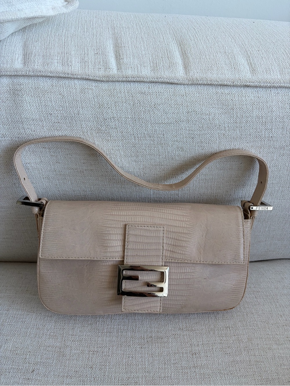 Rare Pink Lizard Exotic Vintage Fendi Baguette - Picture 17 of 17